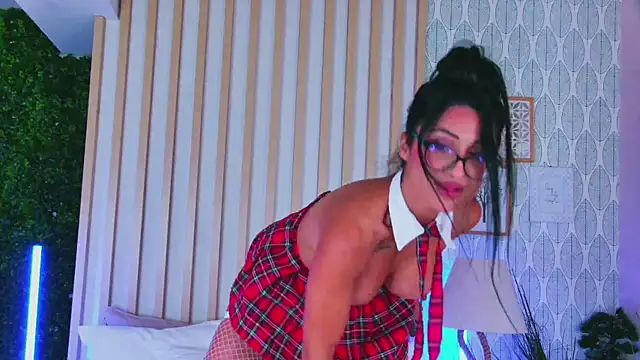 NikkiStarX Chat XXX live