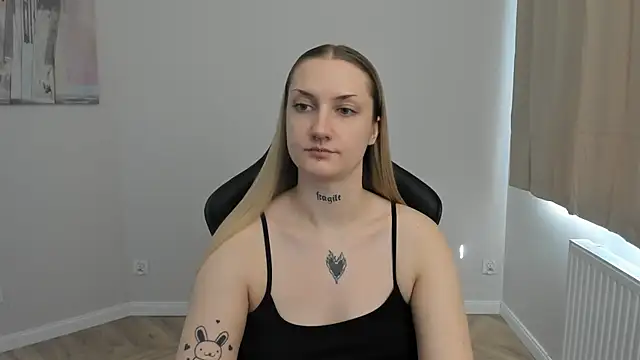 AlexaTease 라이브 XXX 채팅