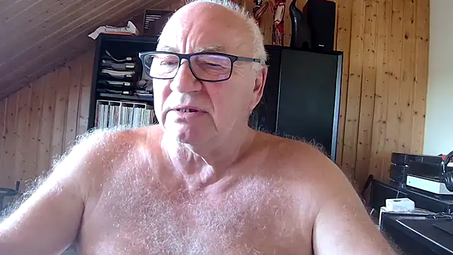 XXX chat uživo modela biggandybig