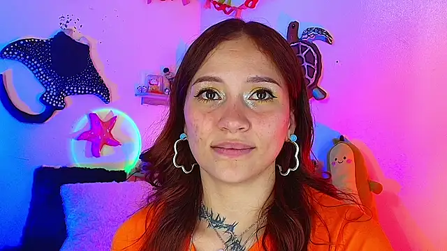 Chat XXX en directo de alisson_zafiro_