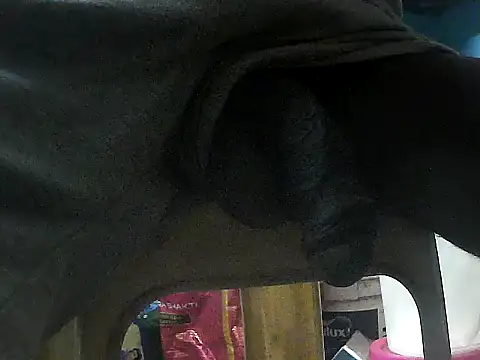 Precumking1 XXX чат на живо
