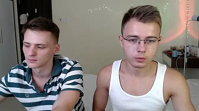 NikiKerryCum Live XXX-Chat