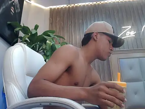 Colby_driscoll – Naživo XXX chat