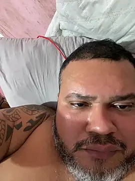 MaxBlackzn Webbikameraesitys