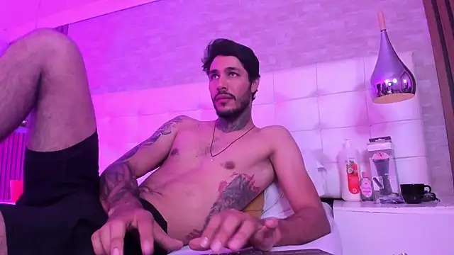 JacksonGreenn Live XXX Chat
