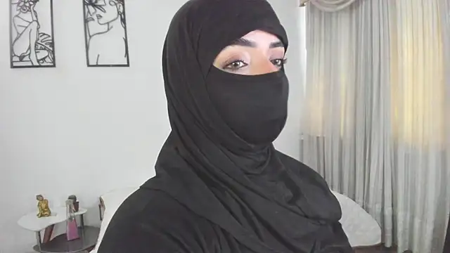 Chat +18 de Uzra_hayed ao vivo