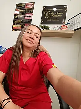 _Dentist-Madisson_04's Live XXX Chat