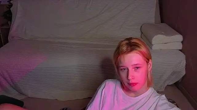 two_gerls_here live XXX chat