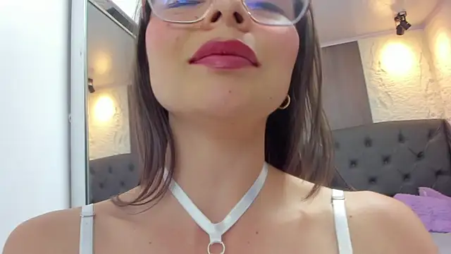Živý XXX chat LORELAIGIVEN
