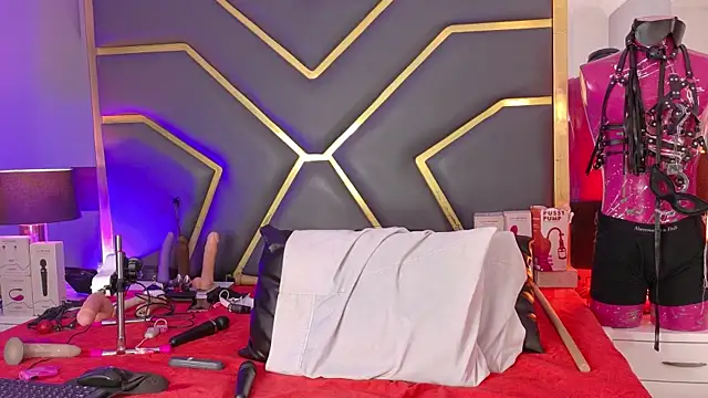 Scarlettt_Ass' Live XXX Chat