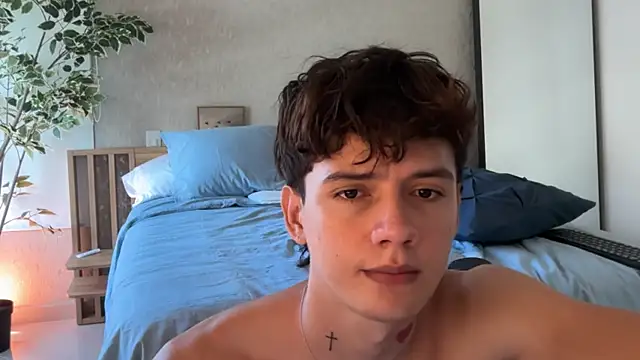 Chat XXX en directo de badboy_one_