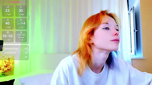 Kiara_AgeのライブXXXチャット