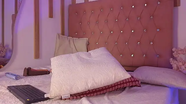 Chat +18 de KimSensual_ ao vivo