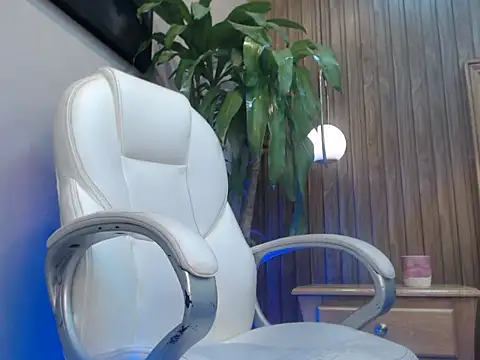 XXX chat uživo modela Colby_driscoll