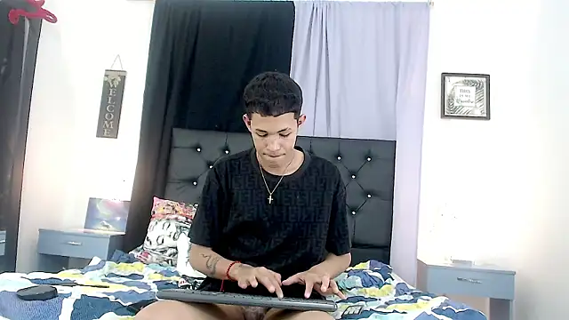 Chat XXX ao vivo de RoySteven