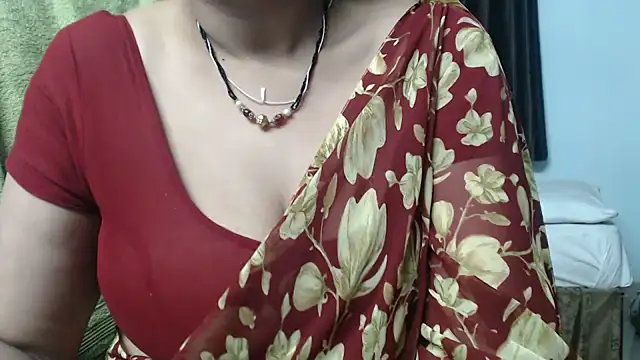 sunitha-3 Adlı Modelin Canlı XXX Sohbeti