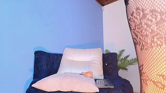 sally_hot18 Live XXX-Chat