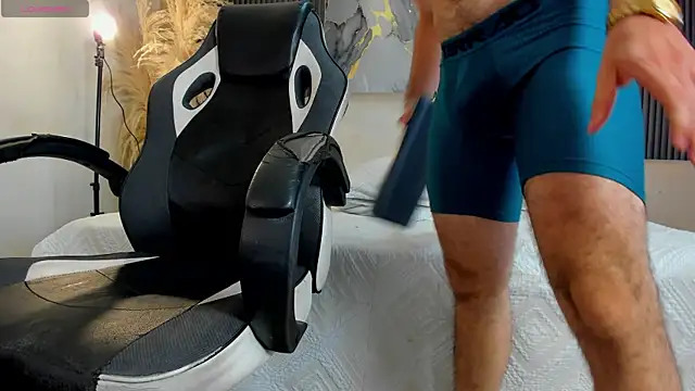 MaximusClark Webcam show