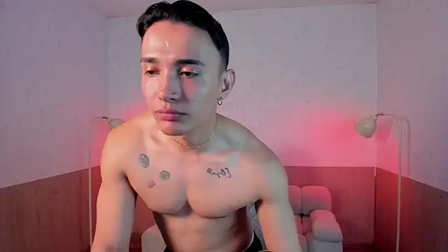 Chat +18 de kev_cass ao vivo