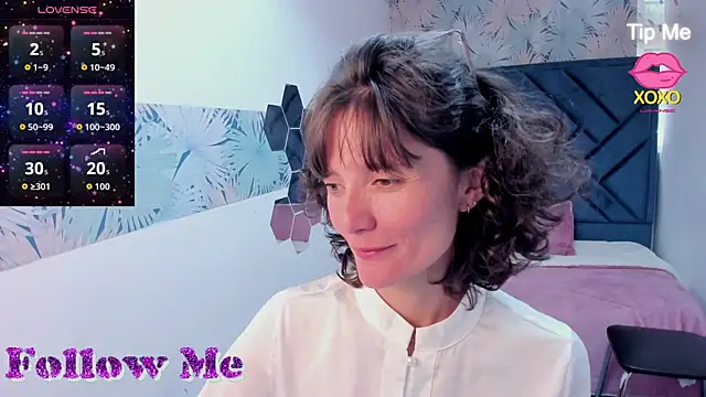 Valery_More__ Live XXX Chat