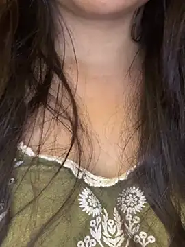 צ'אט XXX בשידור חי של SURBHI__9