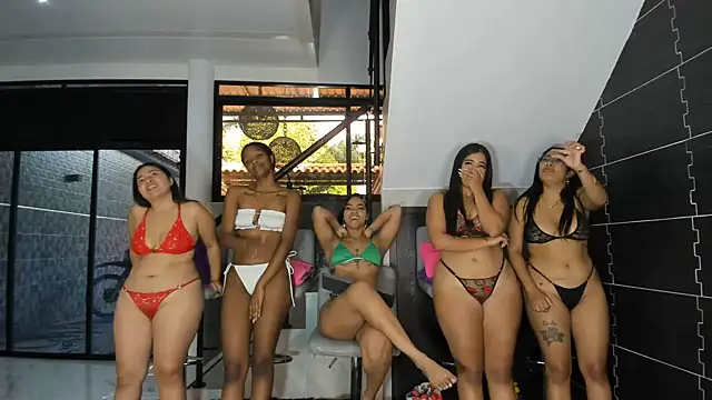 Chat +18 de Nathaly_Foxx69 ao vivo