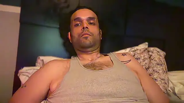 icebergslim281's Live XXX Chat