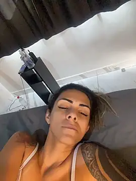 sabrinaneves 即時 XXX 聊天