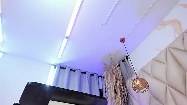 Ibbie_drastic's Live XXX Chat