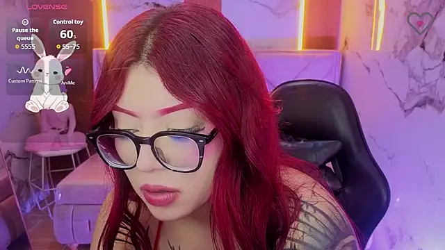 Chat XXX en directo de Red_Bunny_v