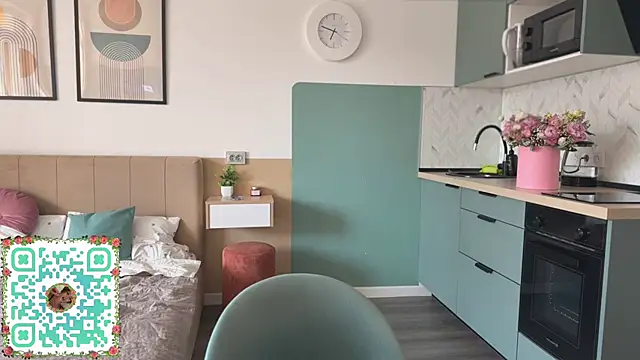 XXX chat uživo modela MonaBlisss