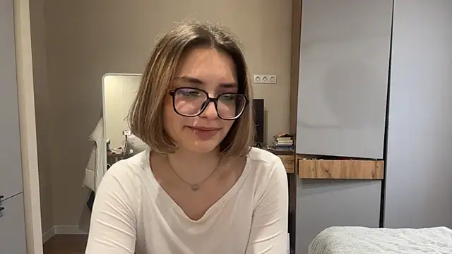 AnnaVelvetFire's Live XXX Chat