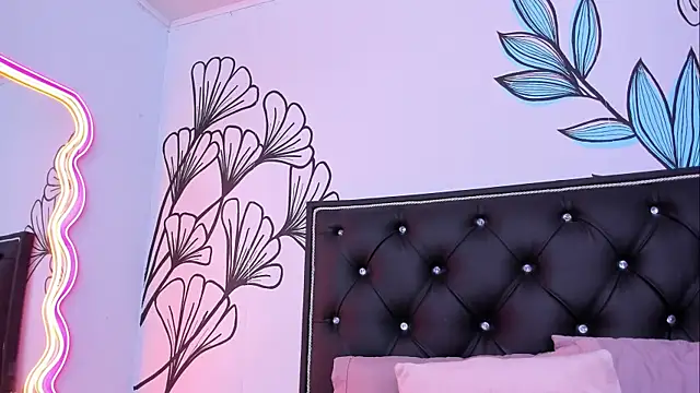 Chat +18 de Sweet_Ariadna_ ao vivo
