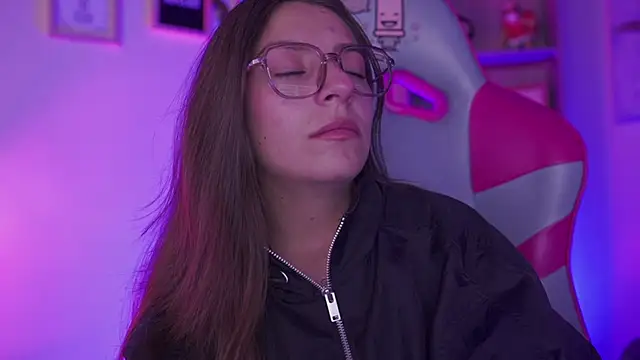 Chat XXX en directo de milly_kenner