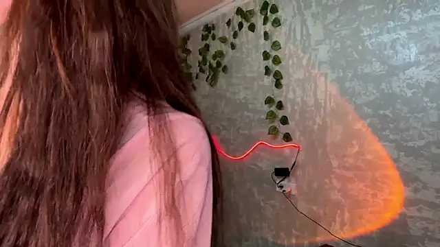 XXX chat uživo modela GensaFlara