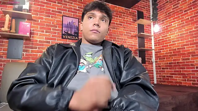Chat +18 de Thiago_Kozak ao vivo