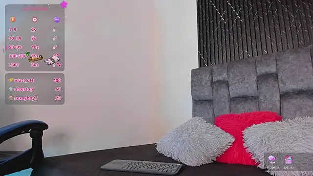 Liamsubtle01 élő XXX-chatje
