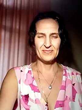 Chat +18 de Alene_Lorrie ao vivo