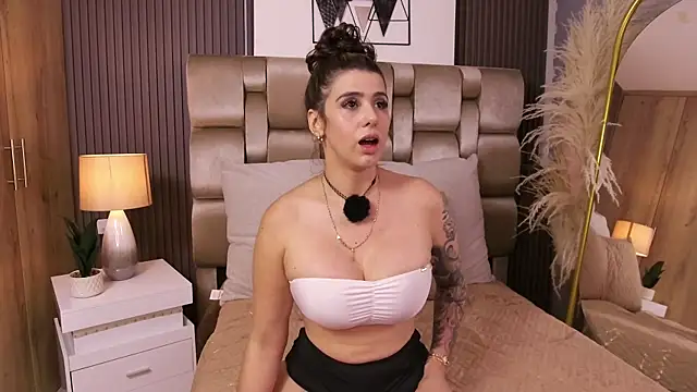 Chat +18 de XXMILE ao vivo