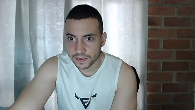Armando_2002's Live XXX Chat