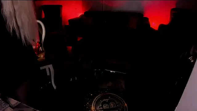 FinDomGod Live XXX-chat