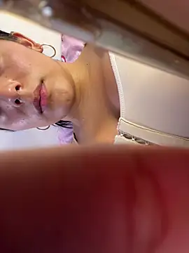 Manusomer Live XXX-chat