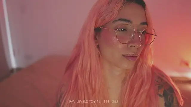 dearnina_'s Live XXX Chat