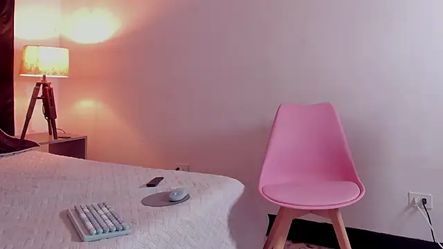 EvelynBlak1's Live XXX Chat