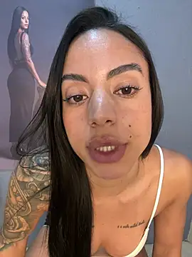 Morenaviip Live XXX-chat