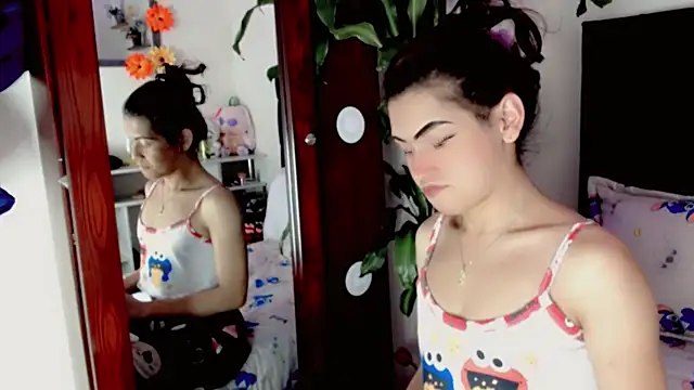 NathalialLooes Pertunjukan Webcam
