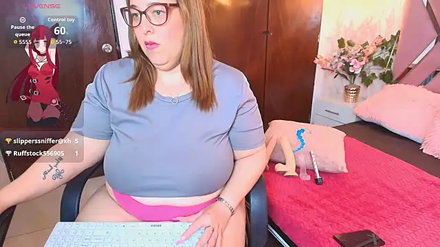Czat XXX na żywo – Kataleyamilf69_