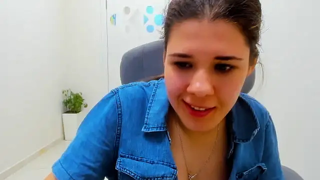 Chatroom XXX en direct de Joannia