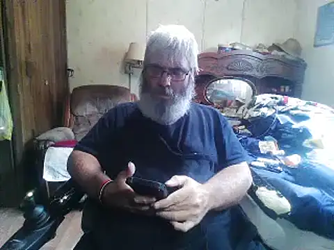 hearseguy77 élő XXX-chatje