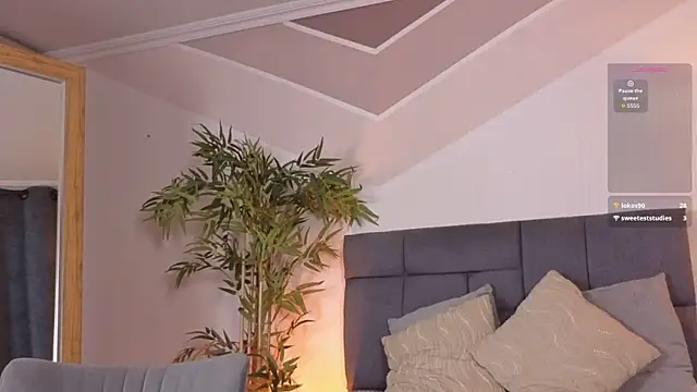 SweetiePie_3's Live XXX Chat